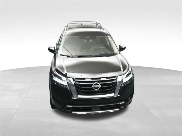 2024 Nissan Pathfinder Platinum FWD