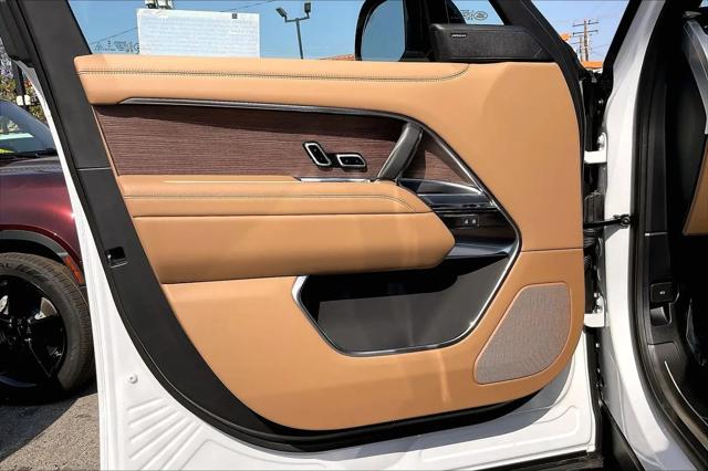 2026 Land Rover Range Rover P400 SE