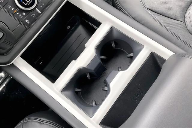 2026 Land Rover Defender P400 X-Dynamic SE