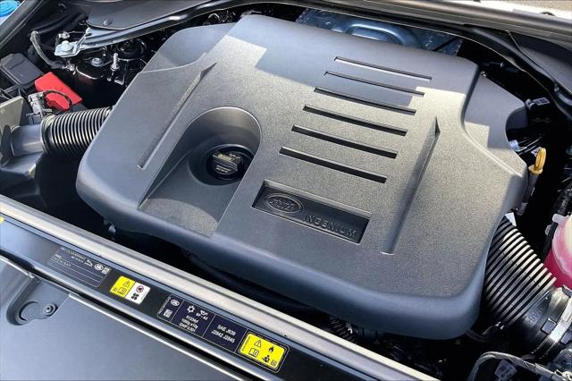 2026 Land Rover Range Rover P400 SE 7 Seat