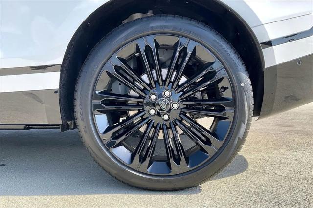 2026 Land Rover Range Rover Velar P250 Dynamic SE