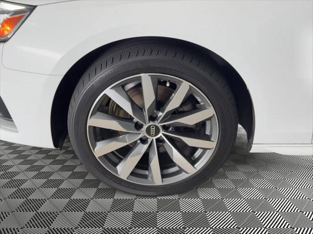 2023 Audi A4 Premium Plus 40 TFSI quattro S tronic