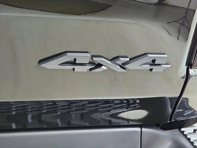2026 Ram 1500 Express Crew Cab 4x4 57 Box