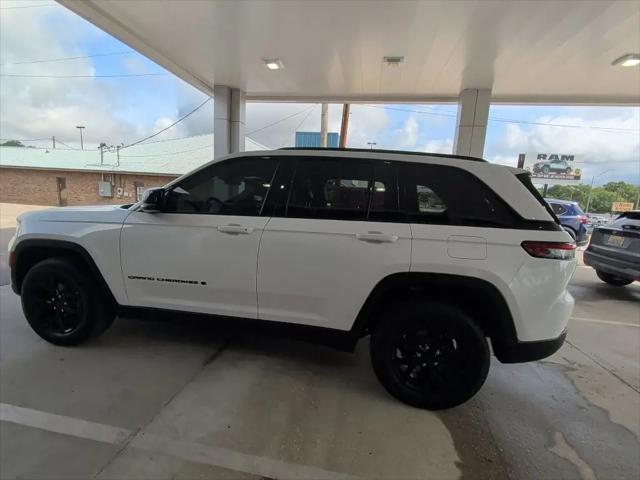 2025 Jeep Grand Cherokee Altitude X 4x2