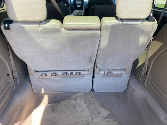 2012 Chrysler Town & Country Limited