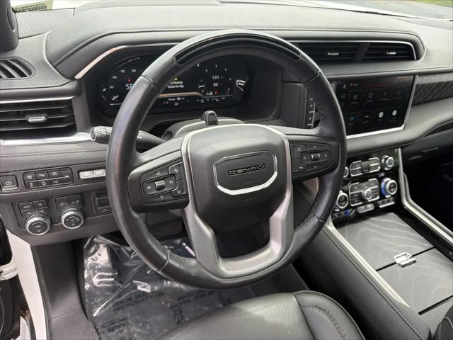 2023 GMC Yukon 4WD Denali