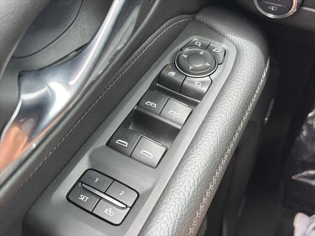 2023 GMC Yukon 4WD Denali