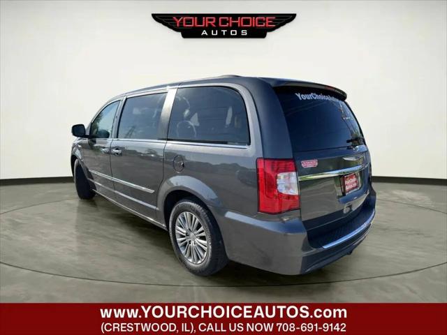 2016 Chrysler Town & Country Touring-L Anniversary Edition