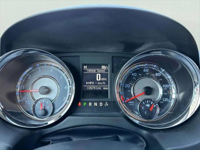 2016 Chrysler Town & Country Touring-L Anniversary Edition