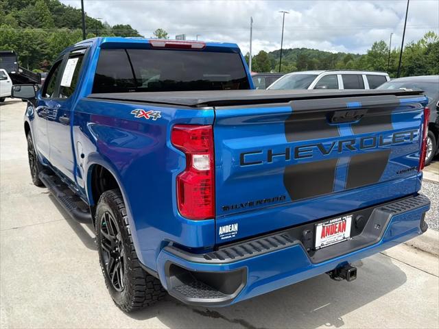 2024 Chevrolet Silverado 1500 4WD Crew Cab Short Bed Custom