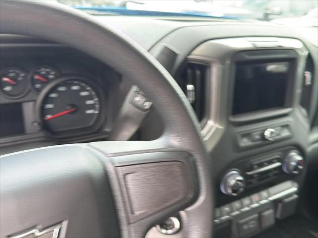 2024 Chevrolet Silverado 1500 4WD Crew Cab Short Bed Custom