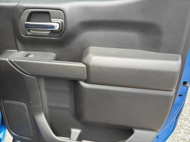 2024 Chevrolet Silverado 1500 4WD Crew Cab Short Bed Custom