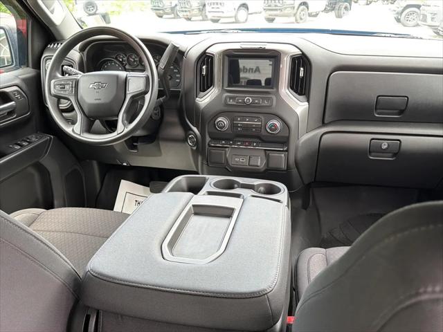 2024 Chevrolet Silverado 1500 4WD Crew Cab Short Bed Custom