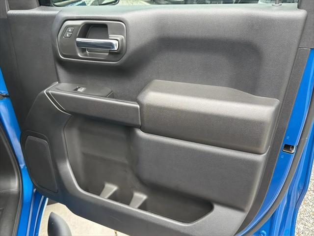 2024 Chevrolet Silverado 1500 4WD Crew Cab Short Bed Custom