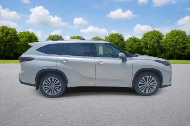 2026 Toyota Highlander Hybrid Platinum