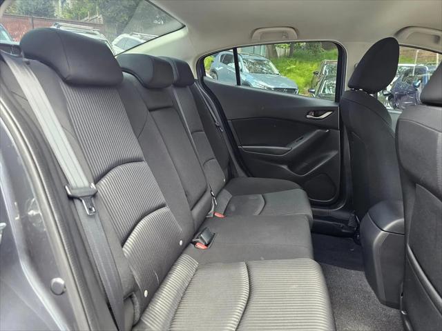2014 Mazda Mazda3 i Touring