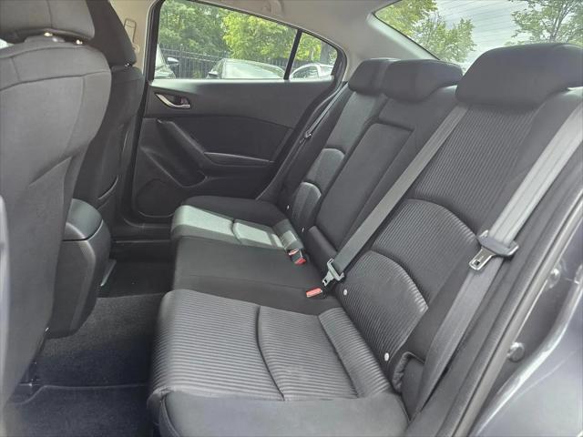 2014 Mazda Mazda3 i Touring