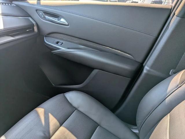 2025 Cadillac XT4 AWD Sport