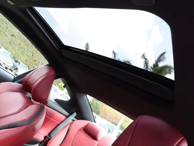 2021 INFINITI Q60 RED SPORT 400