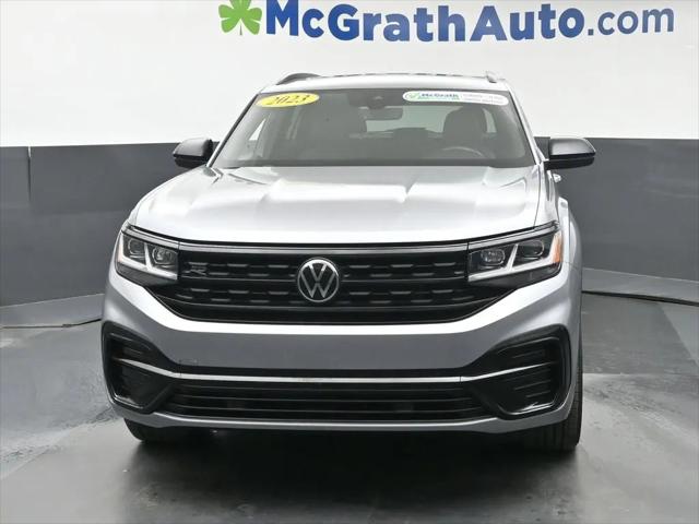 2023 Volkswagen Atlas Cross Sport 2.0T SEL R-Line Black