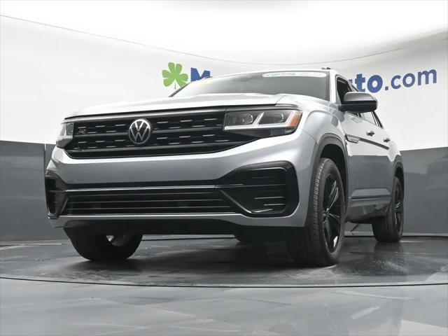 2023 Volkswagen Atlas Cross Sport 2.0T SEL R-Line Black