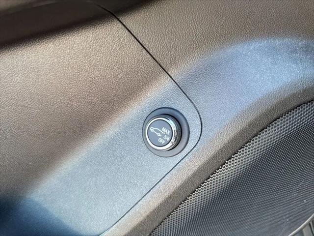 2023 GMC Acadia AWD Denali