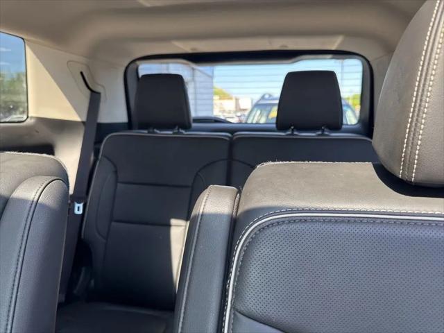 2023 GMC Acadia AWD Denali