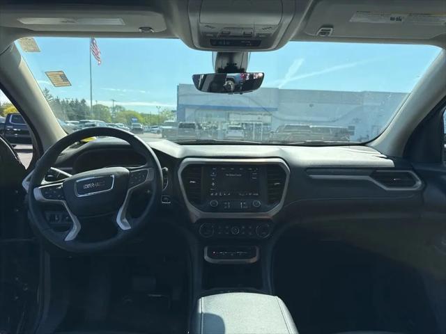 2023 GMC Acadia AWD Denali