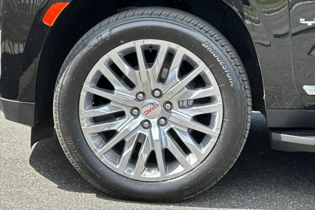 2023 GMC Yukon XL 2WD SLT