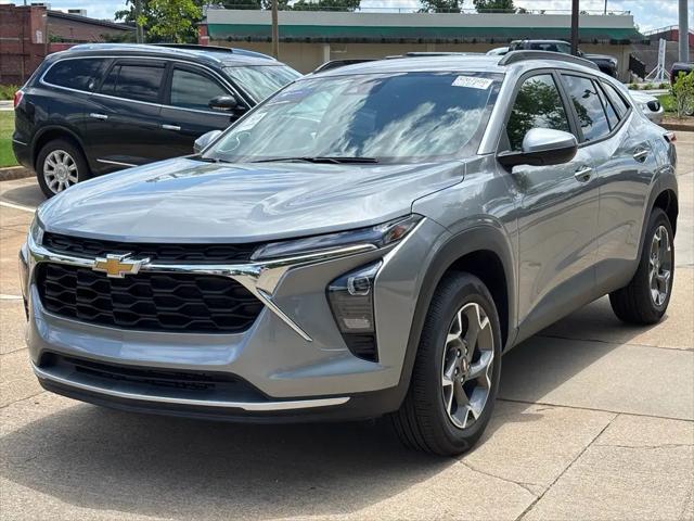 2025 Chevrolet Trax FWD LT