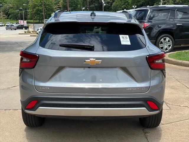 2025 Chevrolet Trax FWD LT
