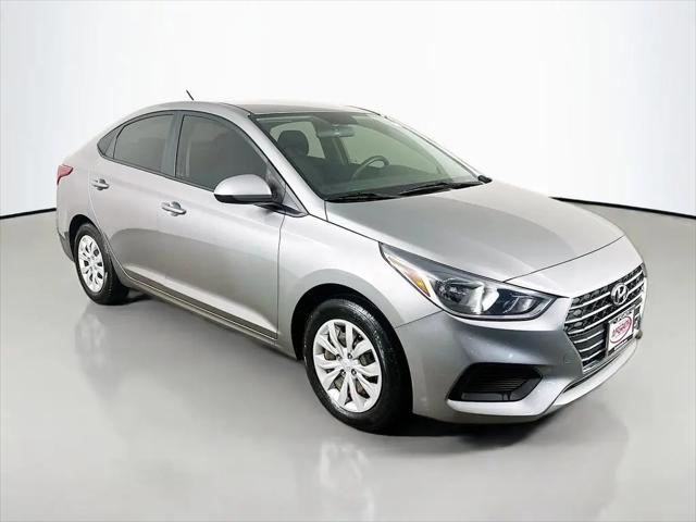 2022 Hyundai Accent SE