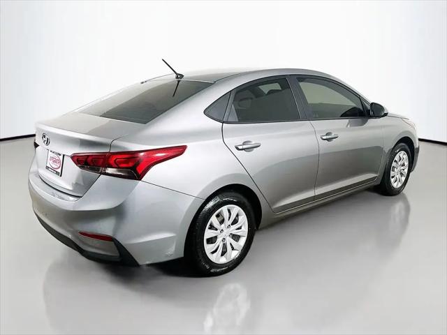 2022 Hyundai Accent SE