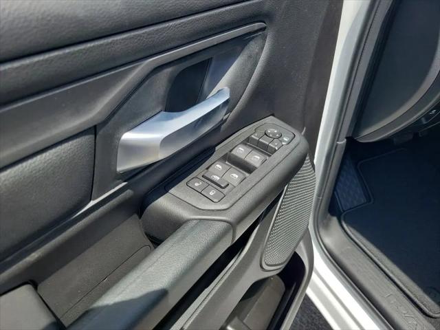 2026 Ram 1500 Express Crew Cab 4x4 57 Box