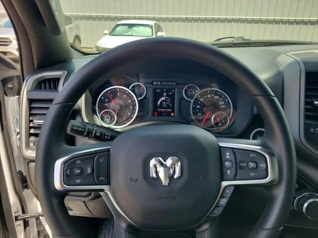 2026 Ram 1500 Express Crew Cab 4x4 57 Box