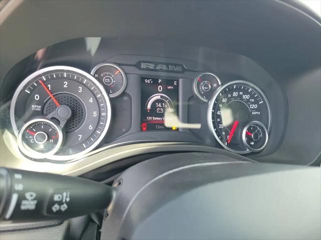 2026 Ram 1500 Express Crew Cab 4x4 57 Box