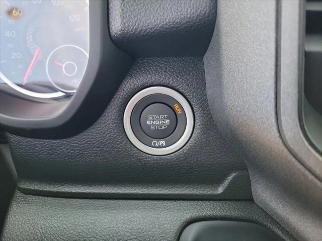 2026 Ram 1500 Express Crew Cab 4x4 57 Box