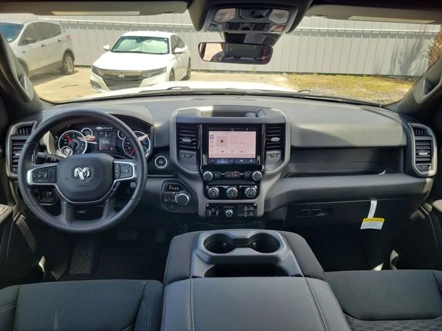 2026 Ram 1500 Express Crew Cab 4x4 57 Box