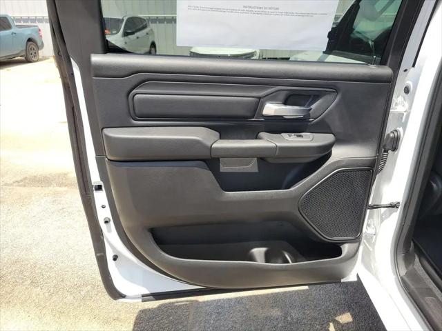 2026 Ram 1500 Express Crew Cab 4x4 57 Box