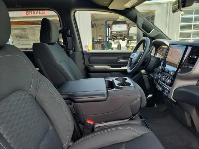 2026 Ram 1500 Express Crew Cab 4x4 57 Box