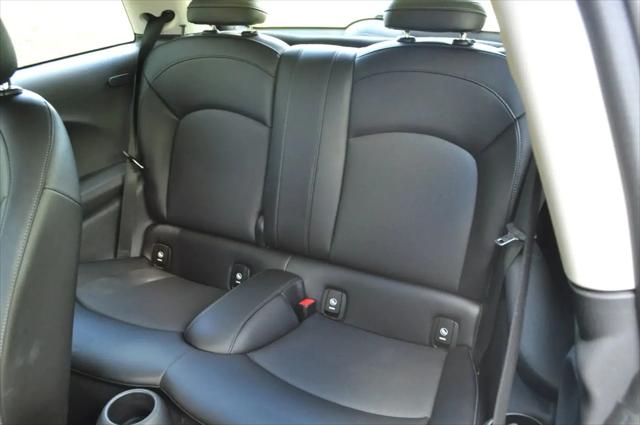 2016 MINI Hardtop Cooper