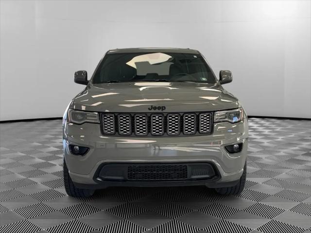2022 Jeep Grand Cherokee Laredo X 4x4