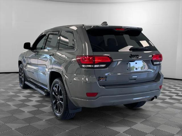 2022 Jeep Grand Cherokee Laredo X 4x4