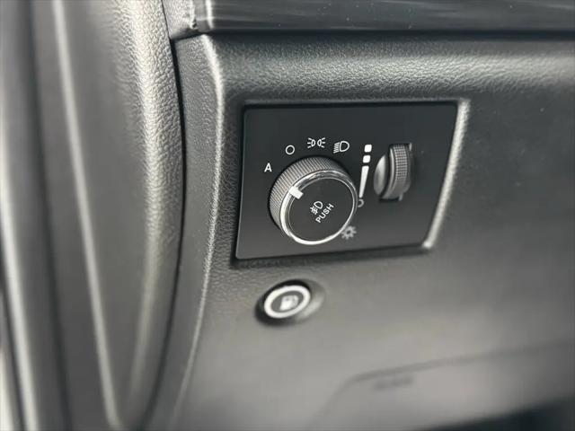 2022 Jeep Grand Cherokee Laredo X 4x4
