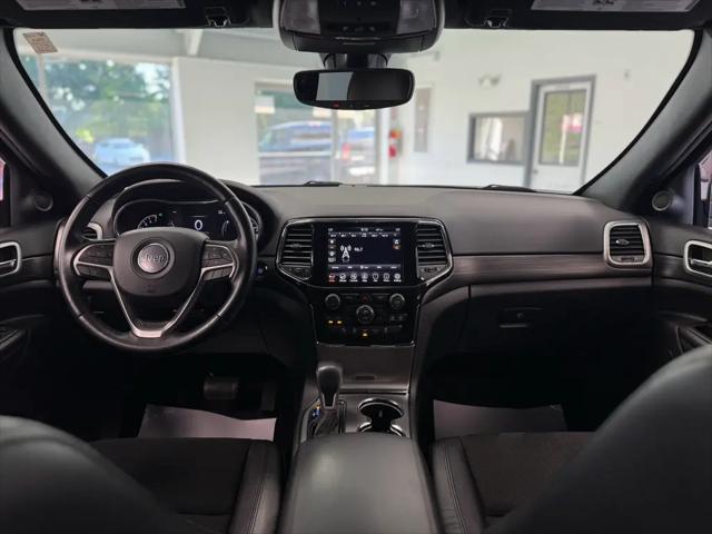 2022 Jeep Grand Cherokee Laredo X 4x4