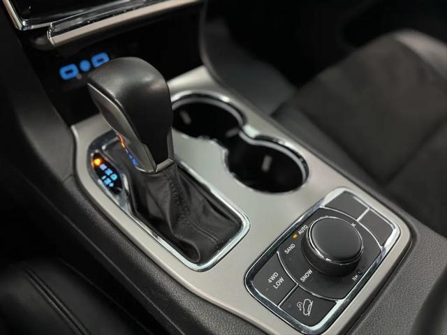 2022 Jeep Grand Cherokee Laredo X 4x4