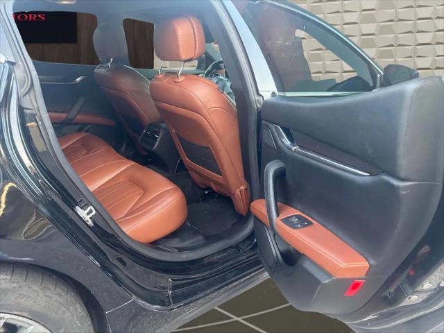 2017 Maserati Ghibli Standard