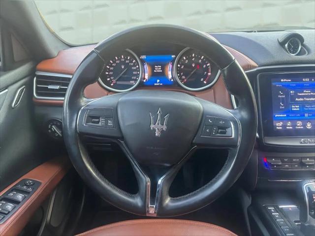 2017 Maserati Ghibli Standard