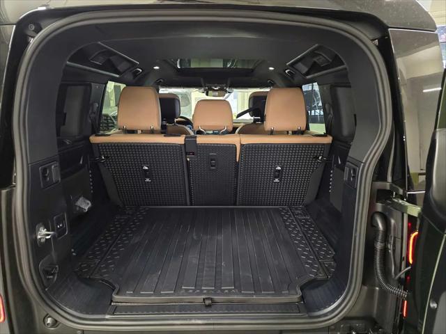2026 Land Rover Defender P400 X-Dynamic SE