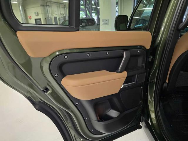 2026 Land Rover Defender P400 X-Dynamic SE